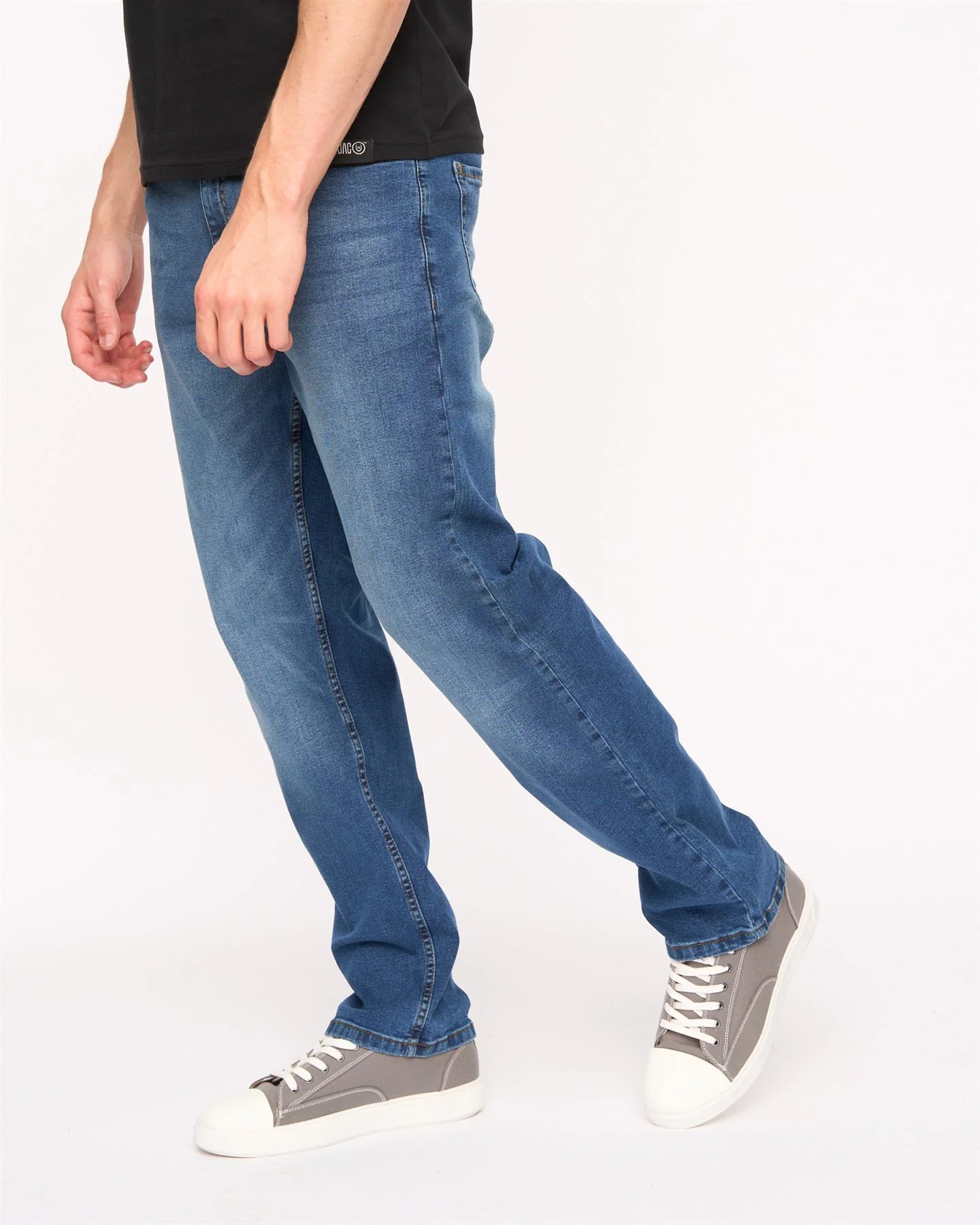 Kelvyn Relaxed Fit Jeans Mid Wash - Image 2