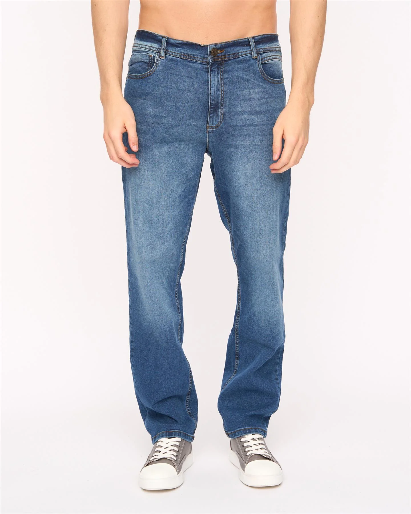 Kelvyn Relaxed Fit Jeans Mid Wash - Image 6